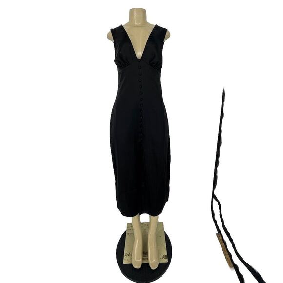 ASOS DESIGN Size 6 Women Button Through Satin Midi Dress in black V-neck 6-22 - Picture 2 of 13